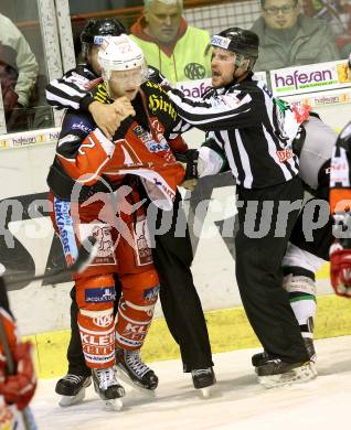 EBEL. Eishockey Bundesliga. KAC gegen HDD TELEMACH Olimpija Ljubljana.  Thomas Poeck (KAC). Klagenfurt, am 17.12.2013
Foto: Kuess 

---
pressefotos, pressefotografie, kuess, qs, qspictures, sport, bild, bilder, bilddatenbank