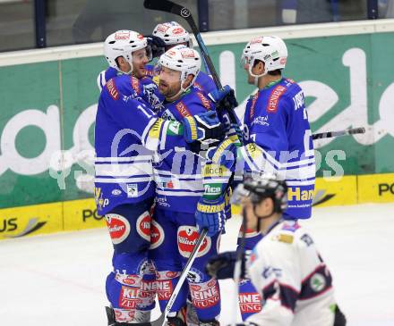 EBEL. Eishockey Bundesliga. EC VSV gegen SAPA Fehervar AV19. Torjubel Derek Ryan, Marco Pewal, Gerhard Unterluggauer, Cole Jarrett (VSV). Villach, am 17.12.2013.
Foto: Kuess 


---
pressefotos, pressefotografie, kuess, qs, qspictures, sport, bild, bilder, bilddatenbank