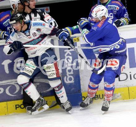 EBEL. Eishockey Bundesliga. EC VSV gegen SAPA Fehervar AV19. Stefan Bacher, (VSV), Andy Sertich (Alba Volan). Villach, am 17.12.2013.
Foto: Kuess 


---
pressefotos, pressefotografie, kuess, qs, qspictures, sport, bild, bilder, bilddatenbank