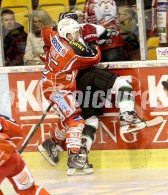 EBEL. Eishockey Bundesliga. KAC gegen HDD TELEMACH Olimpija Ljubljana.  Kirk Furey, (KAC), Ales Music (Laibach). Klagenfurt, am 17.12.2013
Foto: Kuess 

---
pressefotos, pressefotografie, kuess, qs, qspictures, sport, bild, bilder, bilddatenbank