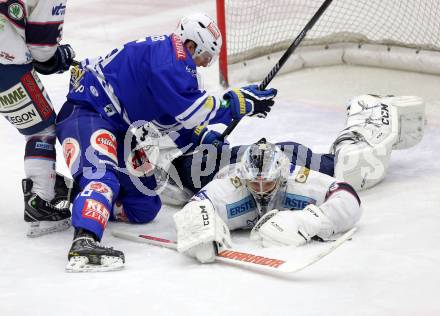 EBEL. Eishockey Bundesliga. EC VSV gegen SAPA Fehervar AV19.  Daniel Nageler, (VSV), Zoltan Hetenyi (Alba Volan). Villach, am 17.12.2013.
Foto: Kuess 


---
pressefotos, pressefotografie, kuess, qs, qspictures, sport, bild, bilder, bilddatenbank