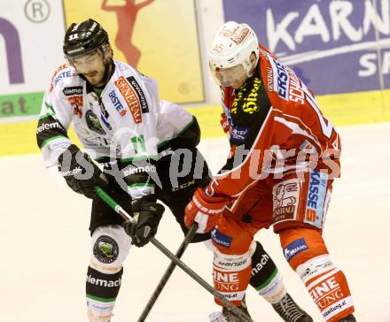 EBEL. Eishockey Bundesliga. KAC gegen HDD TELEMACH Olimpija Ljubljana.  David Schuller,  (KAC), Ziga Pesut (Laibach). Klagenfurt, am 17.12.2013
Foto: Kuess 

---
pressefotos, pressefotografie, kuess, qs, qspictures, sport, bild, bilder, bilddatenbank