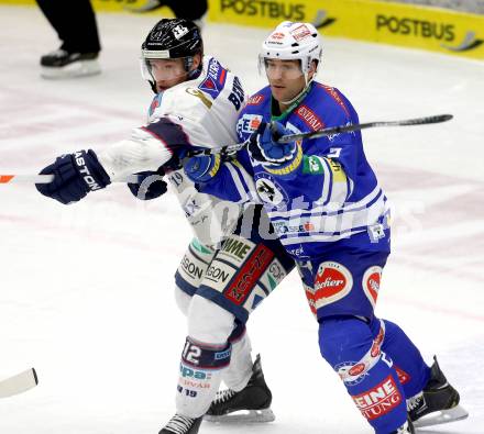 EBEL. Eishockey Bundesliga. EC VSV gegen SAPA Fehervar AV19. Cole Jarrett,  (VSV), Andras Benk (Alba Volan). Villach, am 17.12.2013.
Foto: Kuess 


---
pressefotos, pressefotografie, kuess, qs, qspictures, sport, bild, bilder, bilddatenbank