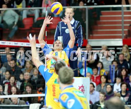 Volleyball Champions League. SK Posijilnica Aich/Dob gegen Novosibirsk. Rok Satler (Aich/Dob). Klagenfurt, am 18.12.2013.
Foto: Kuess
---
pressefotos, pressefotografie, kuess, qs, qspictures, sport, bild, bilder, bilddatenbank