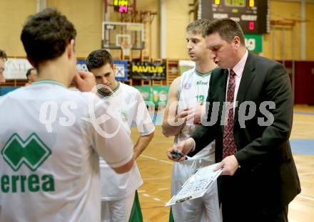 Basketball 2. Bundesliga. KOS Klagenfurt/Celovec gegen Dornbirn Lions.  Trainer Predrag Radovic (KOS). Klagenfurt, am 21.12.2013.
Foto: Kuess
---
pressefotos, pressefotografie, kuess, qs, qspictures, sport, bild, bilder, bilddatenbank