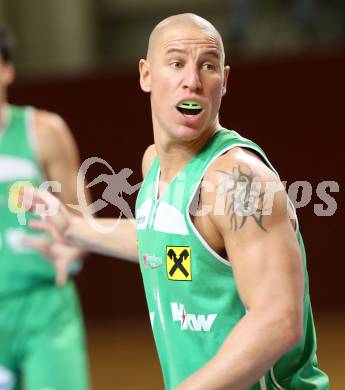 Basketball 2. Bundesliga. KOS Klagenfurt/Celovec gegen Dornbirn Lions.  Diedo Ladstaetter (Dornbirn). Klagenfurt, am 21.12.2013.
Foto: Kuess
---
pressefotos, pressefotografie, kuess, qs, qspictures, sport, bild, bilder, bilddatenbank