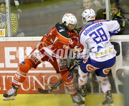 EBEL. Eishockey Bundesliga. KAC gegen VSV. Johannes Reichel,  (KAC),  Marius Goehringer (VSV). Klagenfurt, am 26.12.2013
Foto: Kuess 

---
pressefotos, pressefotografie, kuess, qs, qspictures, sport, bild, bilder, bilddatenbank