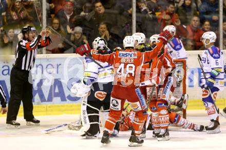 EBEL. Eishockey Bundesliga. KAC gegen VSV. Torjubel KAC. Klagenfurt, am 26.12.2013
Foto: Kuess 

---
pressefotos, pressefotografie, kuess, qs, qspictures, sport, bild, bilder, bilddatenbank