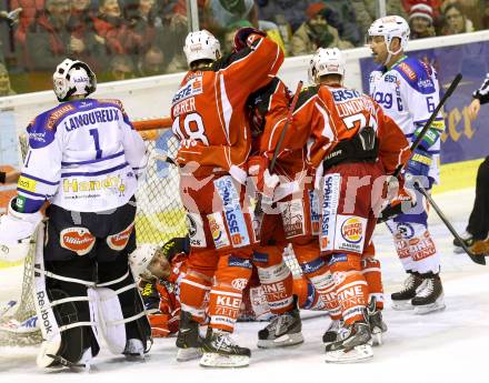 EBEL. Eishockey Bundesliga. KAC gegen VSV. Torjubel David Schuller, Florian Iberer, Jamie Lundmark (KAC). Klagenfurt, am 26.12.2013
Foto: Kuess 

---
pressefotos, pressefotografie, kuess, qs, qspictures, sport, bild, bilder, bilddatenbank