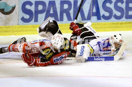 EBEL. Eishockey Bundesliga. KAC gegen VSV. Stephan Geier, (KAC),  Jean Philippe Lamoureux  (VSV). Klagenfurt, am 26.12.2013
Foto: Kuess 

---
pressefotos, pressefotografie, kuess, qs, qspictures, sport, bild, bilder, bilddatenbank