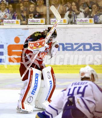 EBEL. Eishockey Bundesliga. KAC gegen VSV.  Jubel Rene Swette (KAC). Klagenfurt, am 26.12.2013
Foto: Kuess 

---
pressefotos, pressefotografie, kuess, qs, qspictures, sport, bild, bilder, bilddatenbank