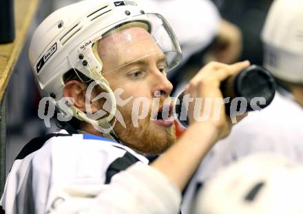 Eishockey. Kaerntner Liga Division I. Tarco Woelfe gegen 1. EHC Althofen. Christian Stolz (Tarco). Klagenfurt, 26.12.2013.
Foto: Kuess
---
pressefotos, pressefotografie, kuess, qs, qspictures, sport, bild, bilder, bilddatenbank