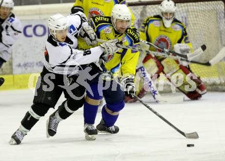 Eishockey. Kaerntner Liga Division I. Tarco Woelfe gegen 1. EHC Althofen. Martin Zeloth,  (Tarco), Markus Klemen (Althofen). Klagenfurt, 26.12.2013.
Foto: Kuess
---
pressefotos, pressefotografie, kuess, qs, qspictures, sport, bild, bilder, bilddatenbank