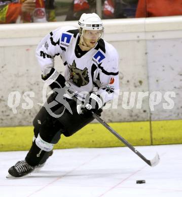 Eishockey. Kaerntner Liga Division I. Tarco Woelfe gegen 1. EHC Althofen. Heiko Ofner (Tarco). Klagenfurt, 26.12.2013.
Foto: Kuess
---
pressefotos, pressefotografie, kuess, qs, qspictures, sport, bild, bilder, bilddatenbank