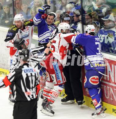 EBEL. Eishockey Bundesliga. EC VSV gegen KAC. Marco Pewal, Derek Ryan,  (VSV), Kirk Furey, Thomas Poeck (KAC). Villach, am 28.12.2013.
Foto: Kuess 


---
pressefotos, pressefotografie, kuess, qs, qspictures, sport, bild, bilder, bilddatenbank