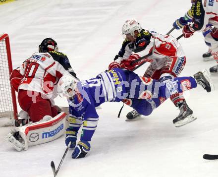 EBEL. Eishockey Bundesliga. EC VSV gegen KAC. Curtis Fraser,  (VSV), Johannes Reichel (KAC). Villach, am 28.12.2013.
Foto: Kuess 


---
pressefotos, pressefotografie, kuess, qs, qspictures, sport, bild, bilder, bilddatenbank