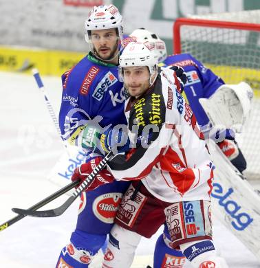 EBEL. Eishockey Bundesliga. EC VSV gegen KAC. Scott Hotham,  (VSV), Tyler Spurgeon (KAC). Villach, am 28.12.2013.
Foto: Kuess 


---
pressefotos, pressefotografie, kuess, qs, qspictures, sport, bild, bilder, bilddatenbank