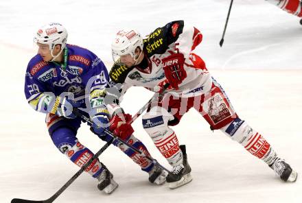 EBEL. Eishockey Bundesliga. EC VSV gegen KAC. Marius Goehringer, (VSV), Paul Schellander  (KAC). Villach, am 28.12.2013.
Foto: Kuess 


---
pressefotos, pressefotografie, kuess, qs, qspictures, sport, bild, bilder, bilddatenbank