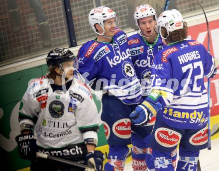 EBEL. Eishockey Bundesliga. EC VSV gegen HDD TELEMACH Olimpija Ljubljana. Torjubel Derek Ryan, Marco Pewal, John Hughes (VSV). Villach, am 1.1.2014.
Foto: Kuess 


---
pressefotos, pressefotografie, kuess, qs, qspictures, sport, bild, bilder, bilddatenbank