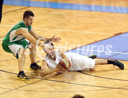 Basketball 2. Bundesliga. Woerthersee Piraten gegen KOS Klagenfurt/Celovec. Alexander Ey (Piraten), Darko Prolic (KOS). Klagenfurt, am 4.1.2014.
Foto: Kuess
---
pressefotos, pressefotografie, kuess, qs, qspictures, sport, bild, bilder, bilddatenbank