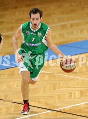 Basketball 2. Bundesliga. Woerthersee Piraten gegen KOS Klagenfurt/Celovec. Rok Papic (KOS). Klagenfurt, am 4.1.2014.
Foto: Kuess
---
pressefotos, pressefotografie, kuess, qs, qspictures, sport, bild, bilder, bilddatenbank