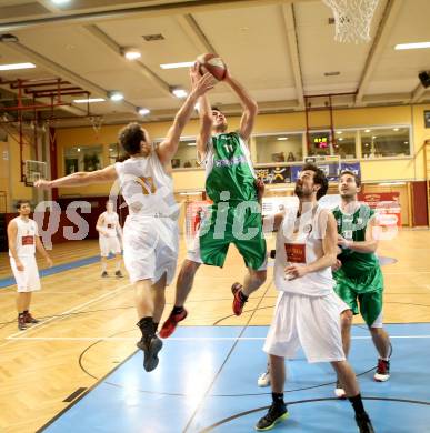 Basketball 2. Bundesliga. Woerthersee Piraten gegen KOS Klagenfurt/Celovec. Tobias Dobernig; Alexander Ey; (Piraten), Toman Feinig, Milovan Radmanovic  (KOS). Klagenfurt, am 4.1.2014.
Foto: Kuess
---
pressefotos, pressefotografie, kuess, qs, qspictures, sport, bild, bilder, bilddatenbank