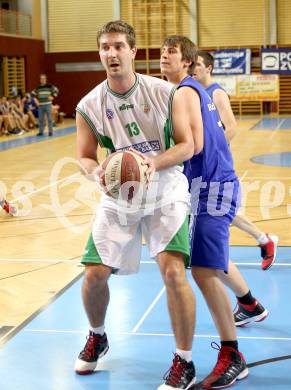 Basketball 2. Bundesliga. KOS Klagenfurt/Celovec gegen WSG Radenthein. Milovan Radmanovic  (KOS). Klagenfurt, 6.1.2014.
Foto: Kuess
---
pressefotos, pressefotografie, kuess, qs, qspictures, sport, bild, bilder, bilddatenbank