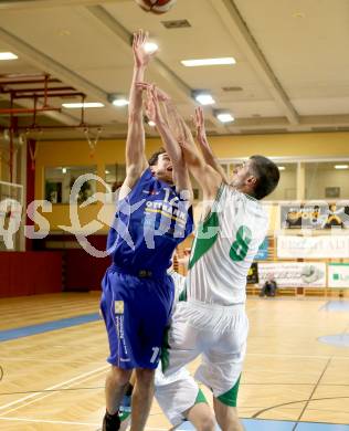 Basketball 2. Bundesliga. KOS Klagenfurt/Celovec gegen WSG Radenthein. Ales Primc (KOS), Peter Gleissner (Radenthein). Klagenfurt, 6.1.2014.
Foto: Kuess
---
pressefotos, pressefotografie, kuess, qs, qspictures, sport, bild, bilder, bilddatenbank