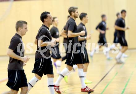 Fussball Bundesliga. Trainingsauftakt RZ Pellets WAC.  Manuel Kerhe, Michael Liendl, Boris Huettenbrenner. Wolfsberg, am 7.1.2014.
Foto: Kuess
---
pressefotos, pressefotografie, kuess, qs, qspictures, sport, bild, bilder, bilddatenbank