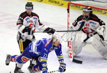 EBEL. Eishockey Bundesliga. EC VSV gegen HC Orli Znojmo. Michael Forney, David Pojkar, Filip Landsman (VSV), Lukas Finsterle (Znaim). Villach, am 7.1.2014.
Foto: Kuess
---
pressefotos, pressefotografie, kuess, qs, qspictures, sport, bild, bilder, bilddatenbank