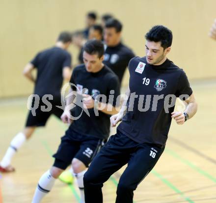 Fussball Bundesliga. Trainingsauftakt RZ Pellets WAC.  Roland Putsche. Wolfsberg, am 7.1.2014.
Foto: Kuess
---
pressefotos, pressefotografie, kuess, qs, qspictures, sport, bild, bilder, bilddatenbank