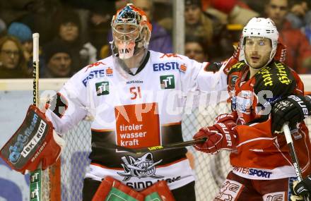 EBEL. Eishockey Bundesliga. KAC gegen HC TWK Innsbruck Die Haie. Tyler Spurgeon,  (KAC), Adam Munro (Innsbruck). Klagenfurt, am 10.1.2014.
Foto: Kuess 

---
pressefotos, pressefotografie, kuess, qs, qspictures, sport, bild, bilder, bilddatenbank