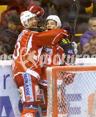 EBEL. Eishockey Bundesliga. KAC gegen HC TWK Innsbruck Die Haie. Torjubel Thomas Koch, John Lammers (KAC). Klagenfurt, am 10.1.2014.
Foto: Kuess 

---
pressefotos, pressefotografie, kuess, qs, qspictures, sport, bild, bilder, bilddatenbank