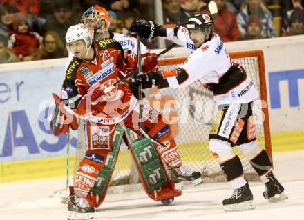 EBEL. Eishockey Bundesliga. KAC gegen HC TWK Innsbruck Die Haie. John Lammers, (KAC), Florian Stern  (Innsbruck). Klagenfurt, am 10.1.2014.
Foto: Kuess 

---
pressefotos, pressefotografie, kuess, qs, qspictures, sport, bild, bilder, bilddatenbank