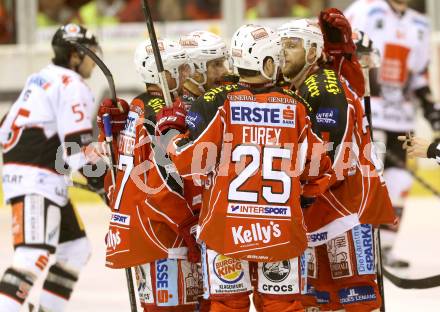 EBEL. Eishockey Bundesliga. KAC gegen HC TWK Innsbruck Die Haie. Torjubel Thomas Poeck, Kirk Furey, Colton Fretter, Tyler Spurgeon (KAC). Klagenfurt, am 10.1.2014.
Foto: Kuess 

---
pressefotos, pressefotografie, kuess, qs, qspictures, sport, bild, bilder, bilddatenbank