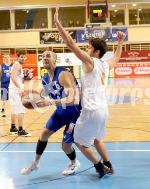 Basketball 2. Bundesliga. Woerthersee Piraten gegen Vienna D.C. Timberwolves.  Daniel Gspandl, (Piraten), Vincent Polakovic (Vienna). Klagenfurt, am 11.1.2014.
Foto: Kuess
---
pressefotos, pressefotografie, kuess, qs, qspictures, sport, bild, bilder, bilddatenbank