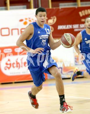 Basketball 2. Bundesliga. Woerthersee Piraten gegen Vienna D.C. Timberwolves. Marvin Ogunsipe (Vienna). Klagenfurt, am 11.1.2014.
Foto: Kuess
---
pressefotos, pressefotografie, kuess, qs, qspictures, sport, bild, bilder, bilddatenbank