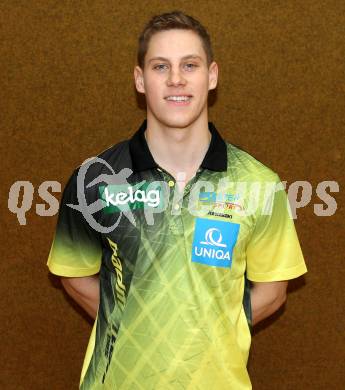 Badminton Bundesliga. ASKOE kelag Kaernten . Portrait.. Dominik Trojan. (KÃ¤rnten). Klagenfurt, 11.1.2014.
Foto: Kuess
---
pressefotos, pressefotografie, kuess, qs, qspictures, sport, bild, bilder, bilddatenbank