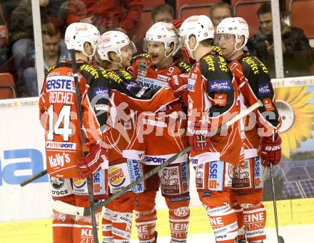 EBEL. Eishockey Bundesliga. KAC gegen HDD TELEMACH Olimpija Ljubljana.  Torjubel SPURGEON Tyler, SCOFIELD Tyler, FUREY Kirk, FRETTER Colton, REICHEL Johannes  (KAC). Klagenfurt, am 17.1.2014.
Foto: Kuess 

---
pressefotos, pressefotografie, kuess, qs, qspictures, sport, bild, bilder, bilddatenbank