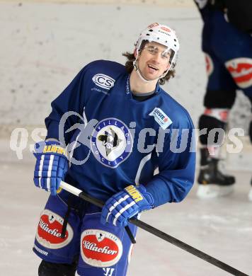 EBEL. Erste Bank Eishockey Bundesliga. Training VSV.  Eric Hunter. Spittal, am 16.1.2014.
Foto: Kuess
---
pressefotos, pressefotografie, kuess, qs, qspictures, sport, bild, bilder, bilddatenbank