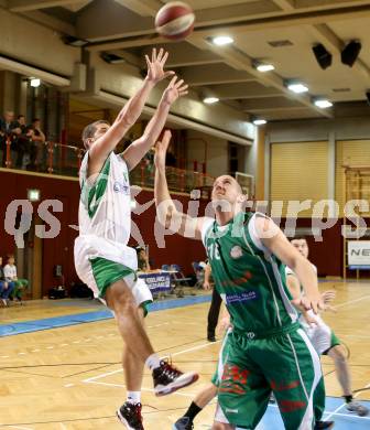 Basketball 2. Bundesliga. KOS Klagenfurt/Celovec gegen BK Mattersburg Rocks. Milovan Radmanovic (KOS), Corey Hallet (Mattersburg). Klagenfurt, am 18.1.2014.
Foto: Kuess
---
pressefotos, pressefotografie, kuess, qs, qspictures, sport, bild, bilder, bilddatenbank