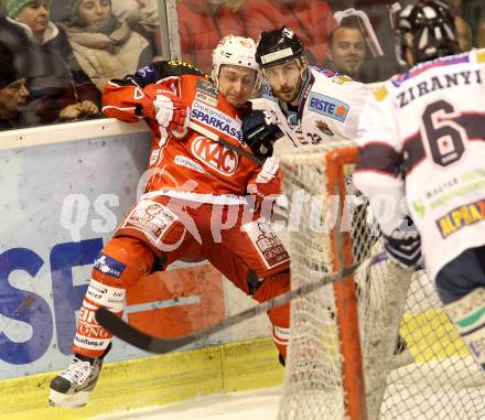 EBEL. Eishockey Bundesliga. KAC gegen SAPA Fehervar AV19. David Schuller,  (KAC), Viktor Tokaji (Alba Volan). Klagenfurt, am 24.1.2014.
Foto: Kuess 

---
pressefotos, pressefotografie, kuess, qs, qspictures, sport, bild, bilder, bilddatenbank