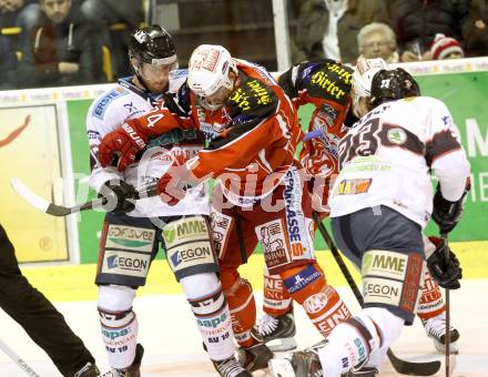 EBEL. Eishockey Bundesliga. KAC gegen SAPA Fehervar AV19.  Jamie Lundmark,  (KAC), Bryan McGregor (Alba Volan). Klagenfurt, am 24.1.2014.
Foto: Kuess 

---
pressefotos, pressefotografie, kuess, qs, qspictures, sport, bild, bilder, bilddatenbank