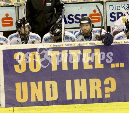 EBEL. Eishockey Bundesliga. KAC gegen SAPA Fehervar AV19.  Spielerbank Fehervar  (Alba Volan). Klagenfurt, am 24.1.2014.
Foto: Kuess 

---
pressefotos, pressefotografie, kuess, qs, qspictures, sport, bild, bilder, bilddatenbank