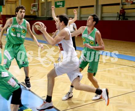 Basketball 2. Bundesliga.  Woerthersee Piraten gegen Dornbirn Lions.  Martin Breithuber,  (Piraten),  Mario Tobar Ruiz, Francisco Javier Sastre Casali (Dornbirn). Klagenfurt, am 25.1.2014.
ABL Pictorial/Kuess

---
pressefotos, pressefotografie, kuess, qs, qspictures, sport, bild, bilder, bilddatenbank