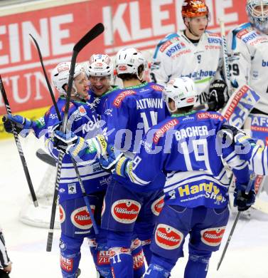 EBEL. Eishockey Bundesliga. EC VSV gegen EHC LIWEST Linz. Torjubel Daniel Nageler, Mario Altmann, Stefan Bacher, Patrick Platzer (VSV). Villach, am 26.1.2014.
Foto: Kuess 


---
pressefotos, pressefotografie, kuess, qs, qspictures, sport, bild, bilder, bilddatenbank