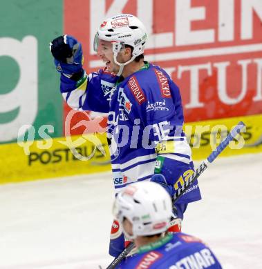 EBEL. Eishockey Bundesliga. EC VSV gegen EHC LIWEST Linz. Torjubel Marco Pewal (VSV). Villach, am 26.1.2014.
Foto: Kuess 


---
pressefotos, pressefotografie, kuess, qs, qspictures, sport, bild, bilder, bilddatenbank