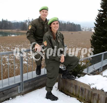 Schi Alpin. Snowboard. Verabschiedung Kaerntner Olympia Teilnehmer. Hanno Douschan, Ina Meschik. Faak am See, 27.1.2014.
Foto: Kuess
---
pressefotos, pressefotografie, kuess, qs, qspictures, sport, bild, bilder, bilddatenbank