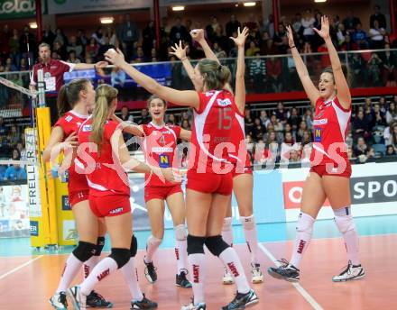 Volleyball Frauen. OEVV Cup. Oesterreichscher Volleyballverband Cup. Sparkasse Wildcats gegen SG SVS Post. Jubel Post. Klagenfurt, am 31.1.2015.
Foto: Kuess
---
pressefotos, pressefotografie, kuess, qs, qspictures, sport, bild, bilder, bilddatenbank