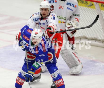 EBEL. Eishockey Bundesliga. EC VSV gegen HCB Suedtirol Bozen. Curtis Fraser, (VSV),  Davide Nicoletti  (Bozen). Villach, am 1.2.2014.
Foto: Kuess 


---
pressefotos, pressefotografie, kuess, qs, qspictures, sport, bild, bilder, bilddatenbank